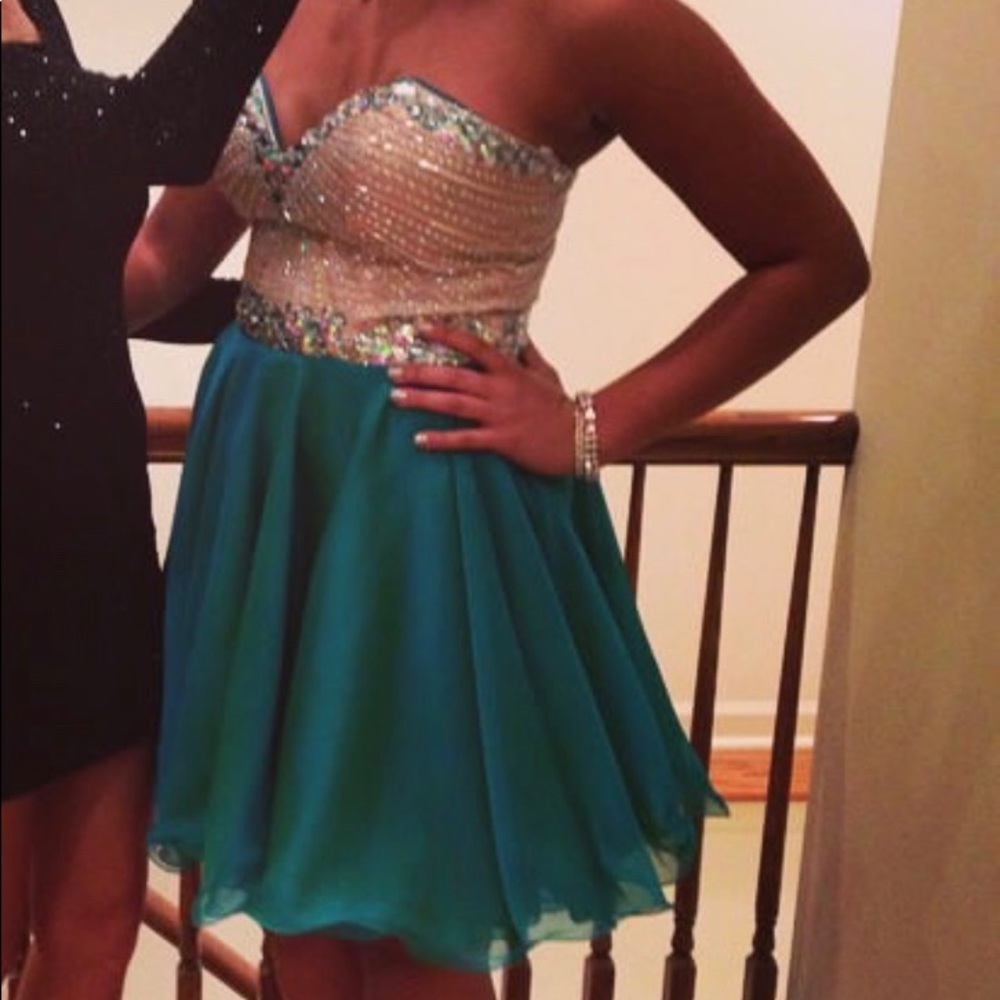 SHERRI HILL PROM/GC DRESS